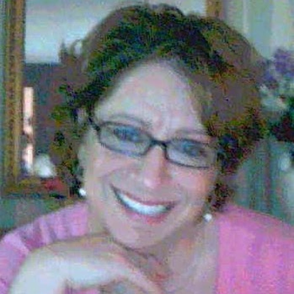 Meet your Posher, Miriam